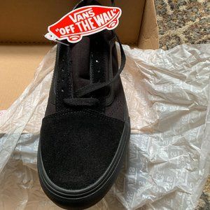 Vans Old Skool triple black platform sneakers